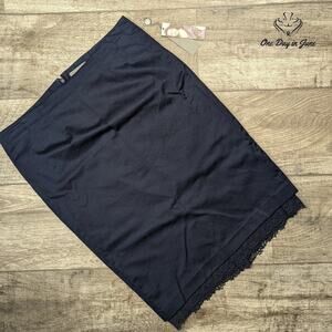 Kristin Davis Crochet Edge Skirt Size 8